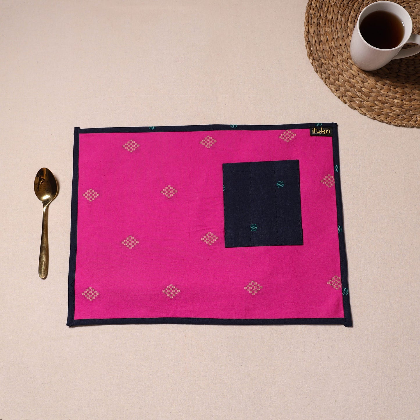 Pink Jacquard Cotton Table Mat With Pocket