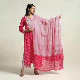 Buy Jaipur Printed Cotton Kurta with Palazzo & Dupatta Set Online at iTokri.com