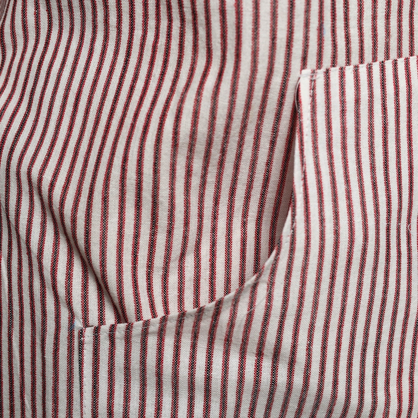 Pink - jhiri handloom cotton apron with pocket 16