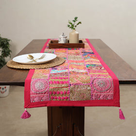 Khambadiya patchwork table runner (71 x 16 in) 01