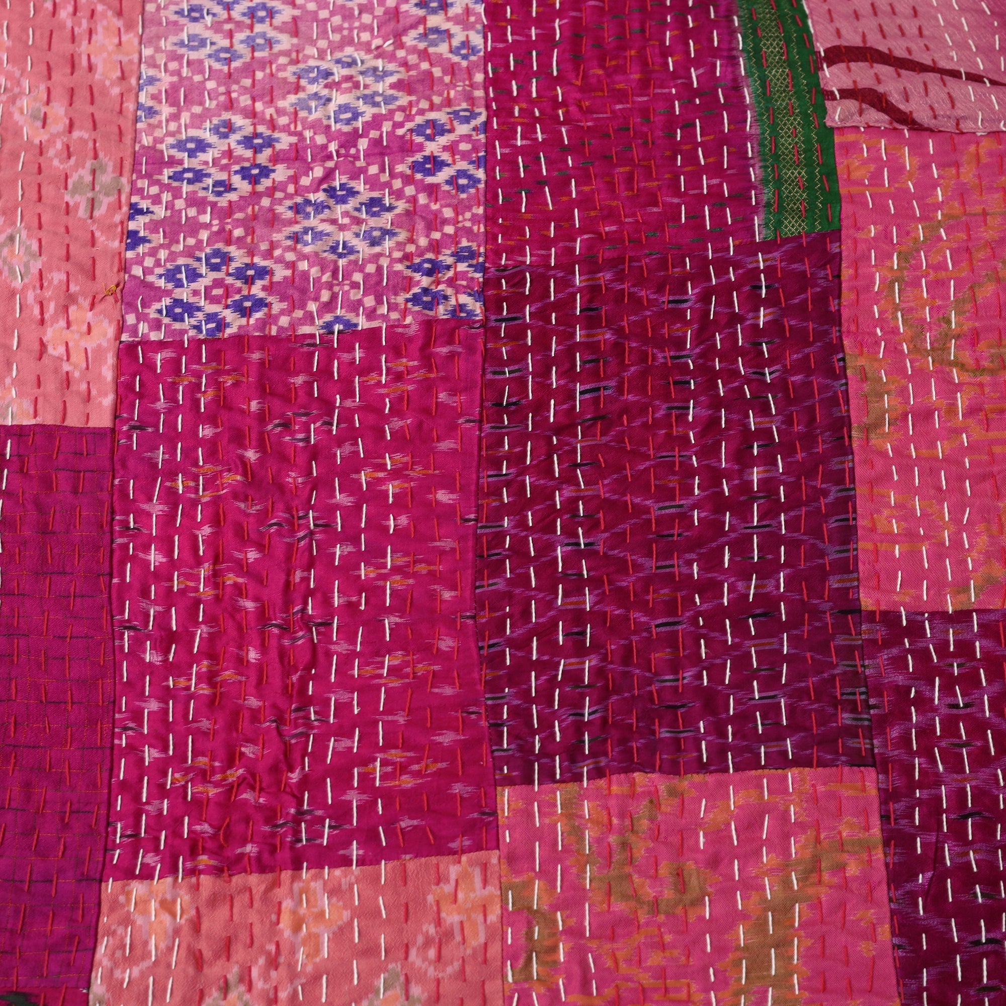 Khambadiya tagai patchwork quilt / gudri / blanket (109 x