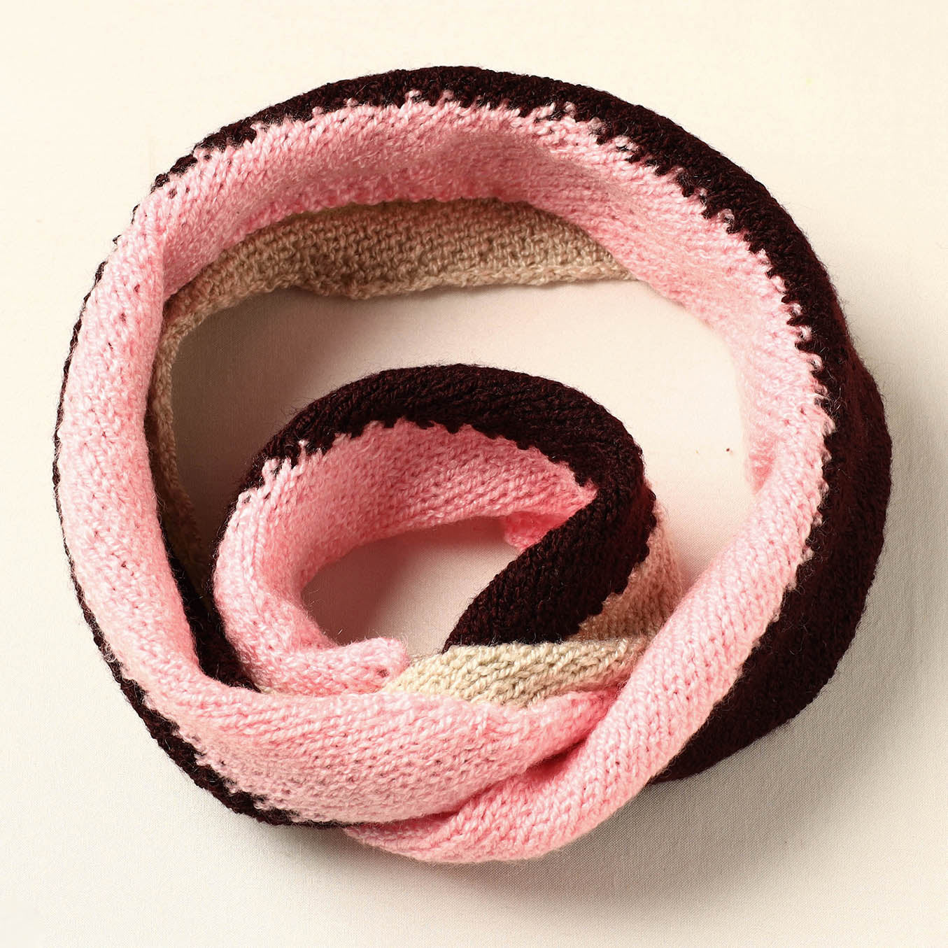  Kumaun Hand Knitted Woolen Neck Warmer 