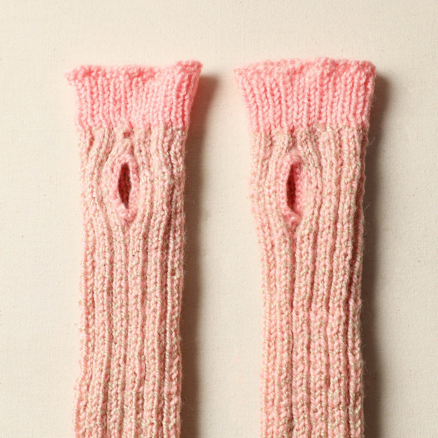  Kumaun Hand Knitted Woolen Hand Warmer 