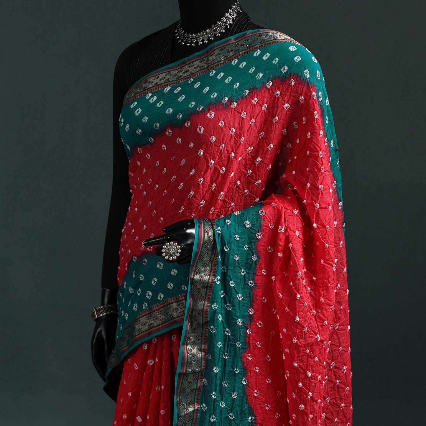 Kutch bandhani tie-dye cotton saree with blouse piece 04