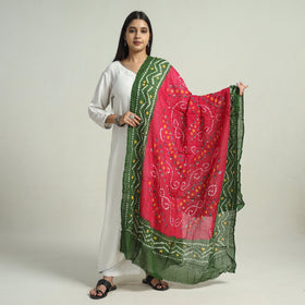 Buy Kutch Bandhani Tie-Dye Mul Cotton Dupatta 23 Online at iTokri.com