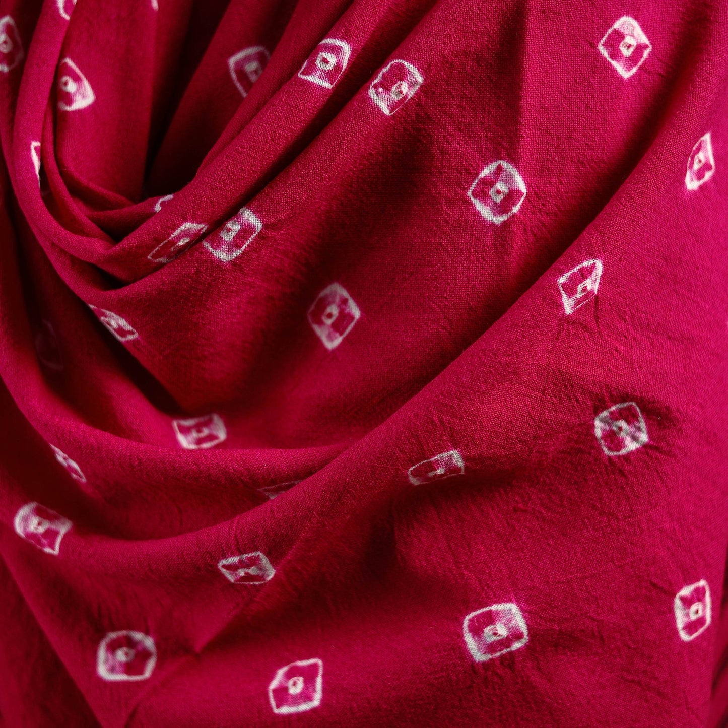 Kutch bhujodi handwoven merino wool bandhani tie-dye shawl