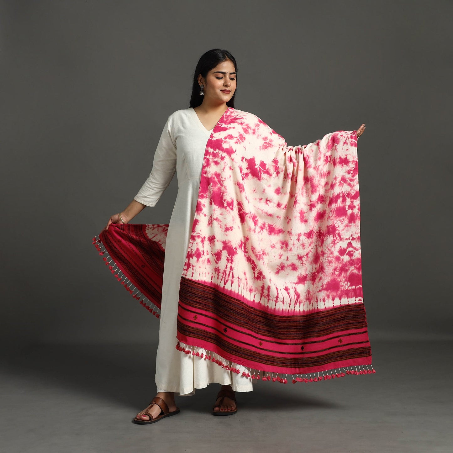  Pink Kutch Bhujodi Weaving Handloom Cotton Dupatta