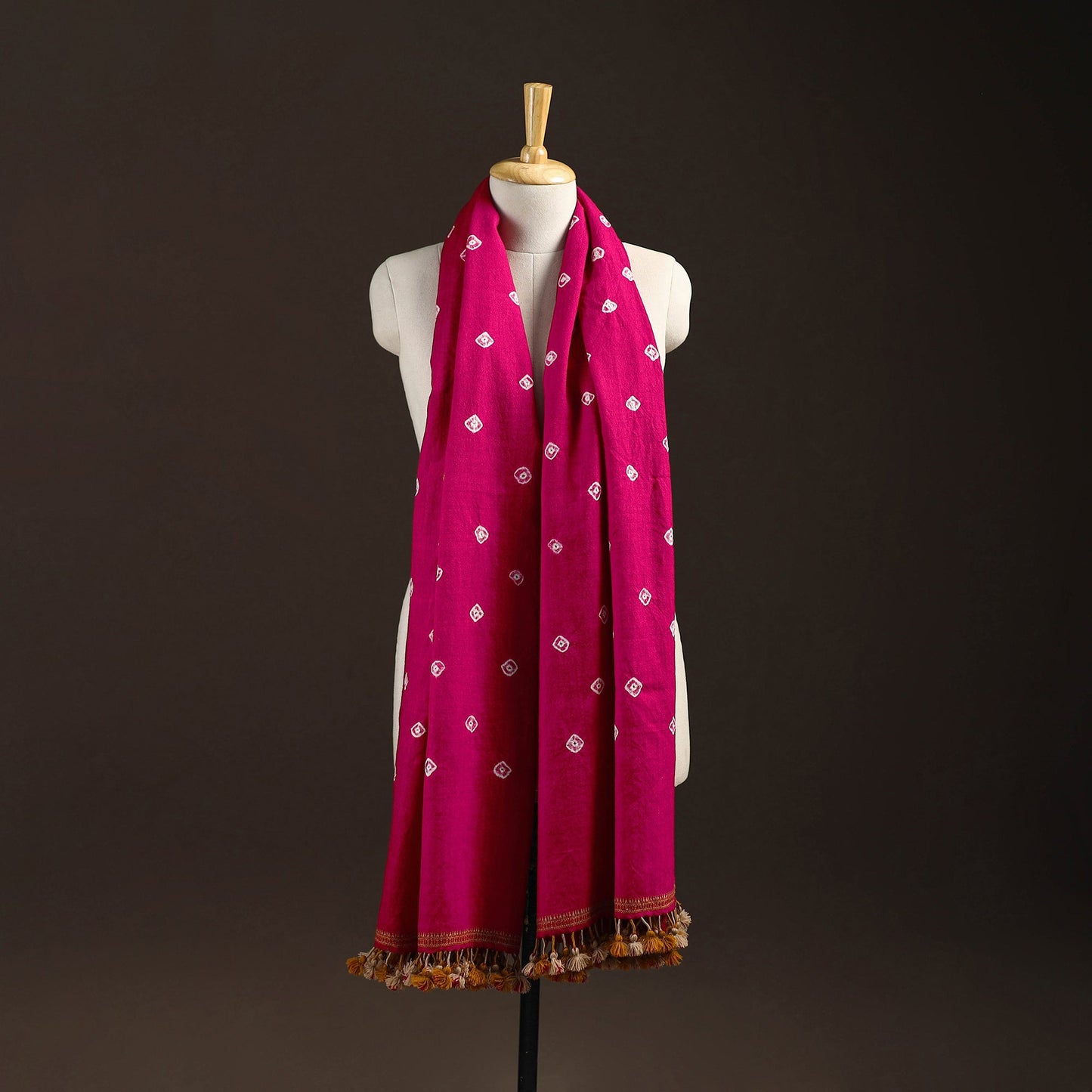 Kutch handwoven merino wool bandhani tie-dye shawl 136