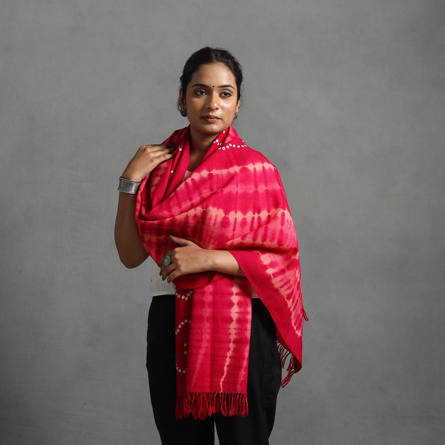 Pink - kutch handwoven woolen shibori & bandhani stole 30