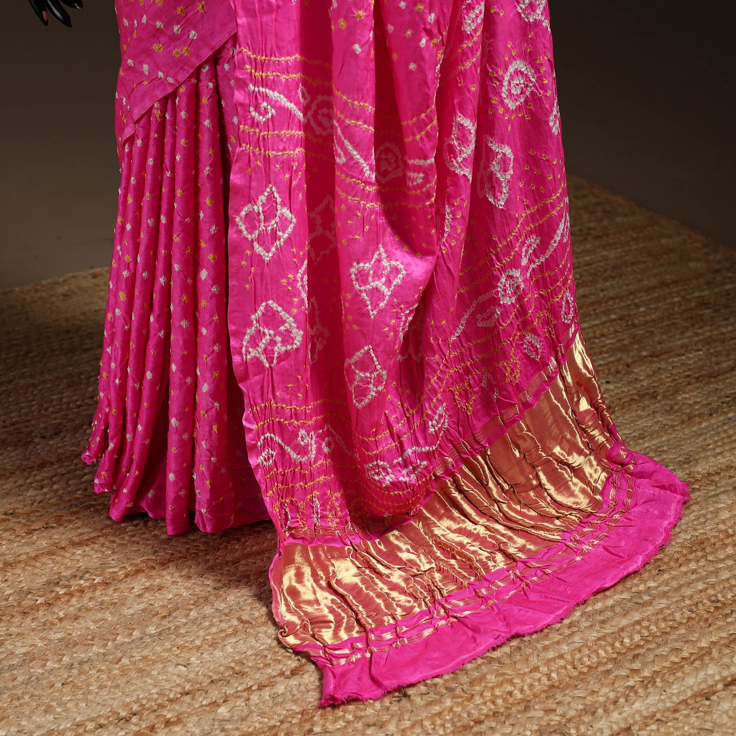 Pink - kutch tie-dye gajji silk bandhani saree with blouse
