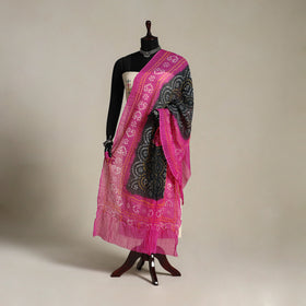 Pink Kutch Tie-Dye Mul Cotton Bandhani Dupatta