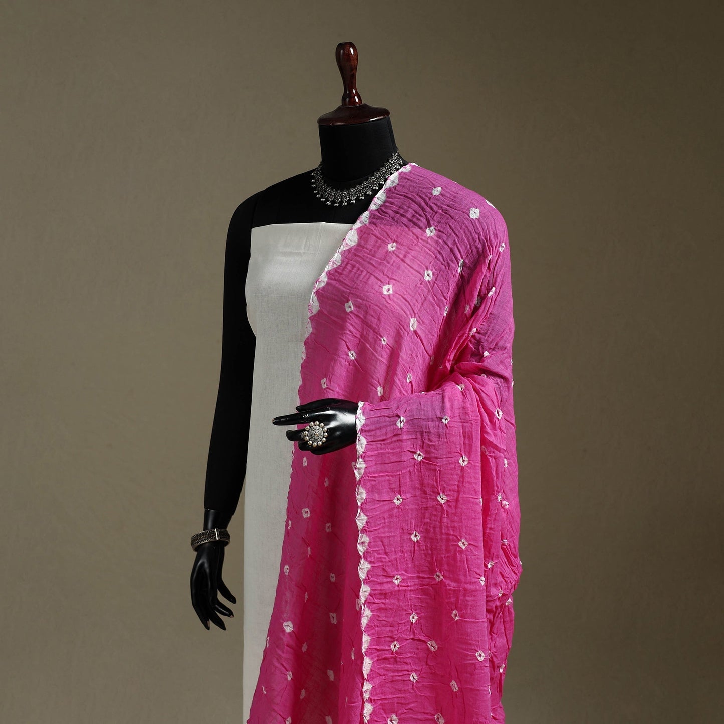 Kutch tie-dye mul cotton shibori bandhani dupatta 25