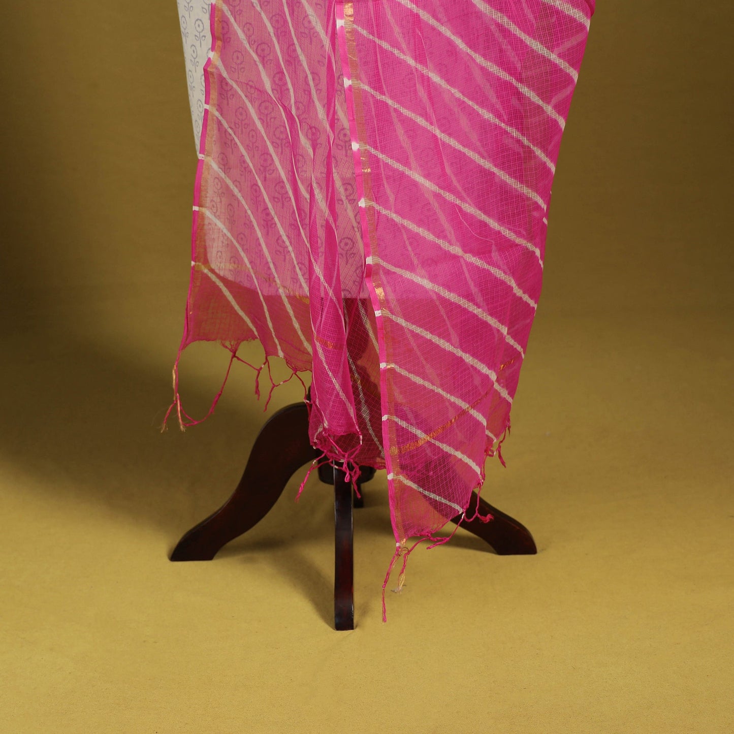 Pink - tie-dye kota doria cotton leheriya dupatta 15