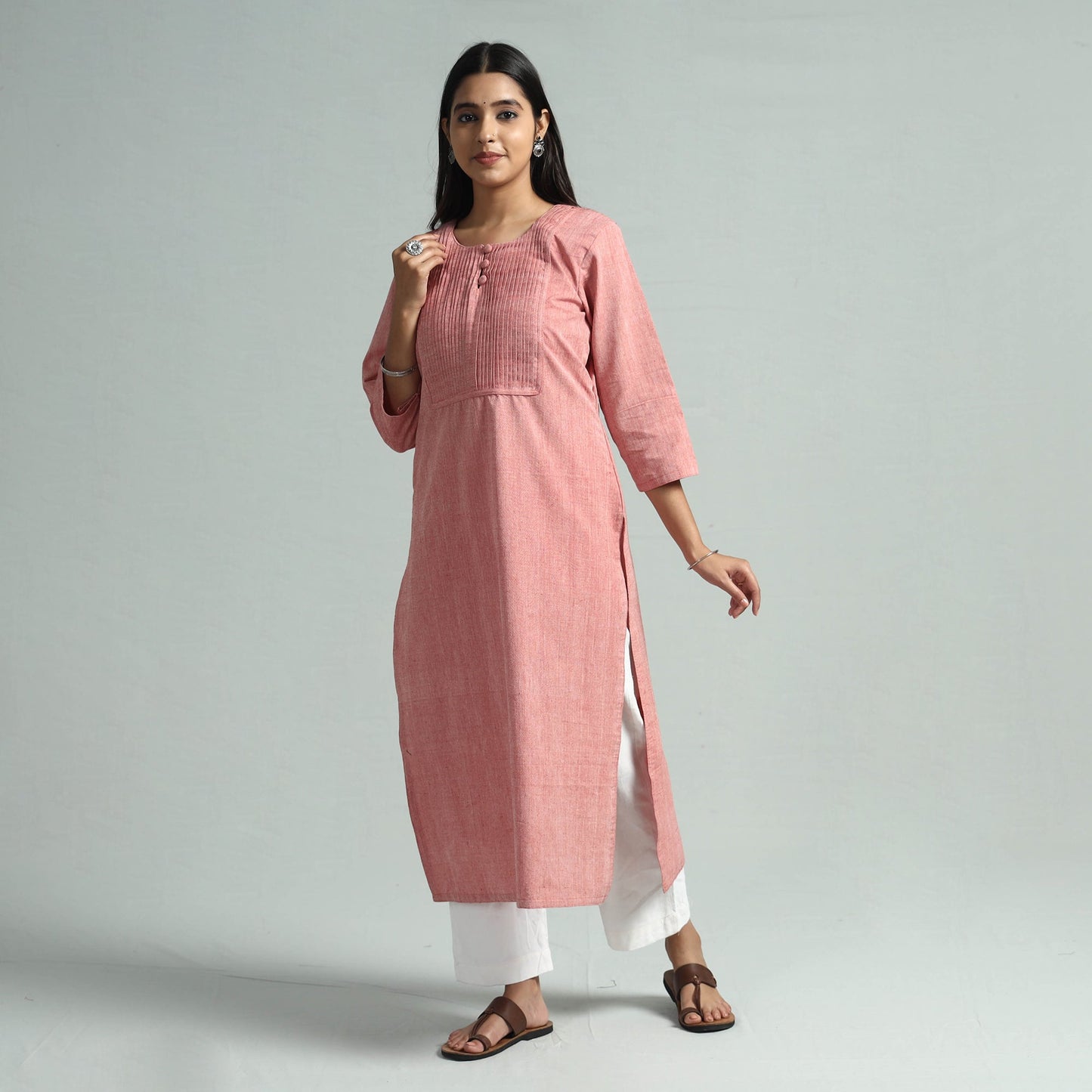 Buy Jhiri Handloom Cotton Pintuck Long Kurta Online l iTokri.com