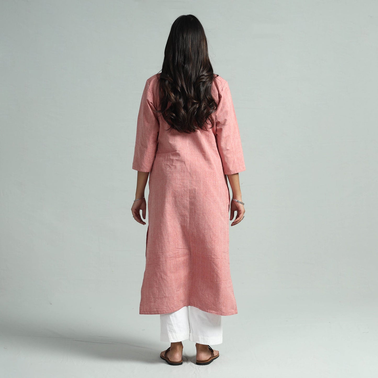 Buy Jhiri Handloom Cotton Pintuck Long Kurta Online l iTokri.com