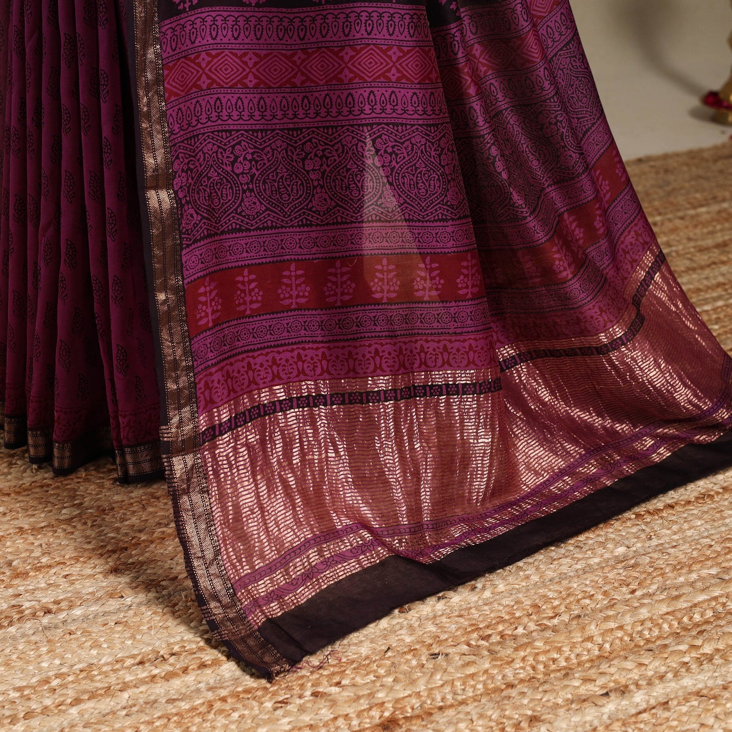 Pink - maheshwari silk natural dyed bagh saree with zari