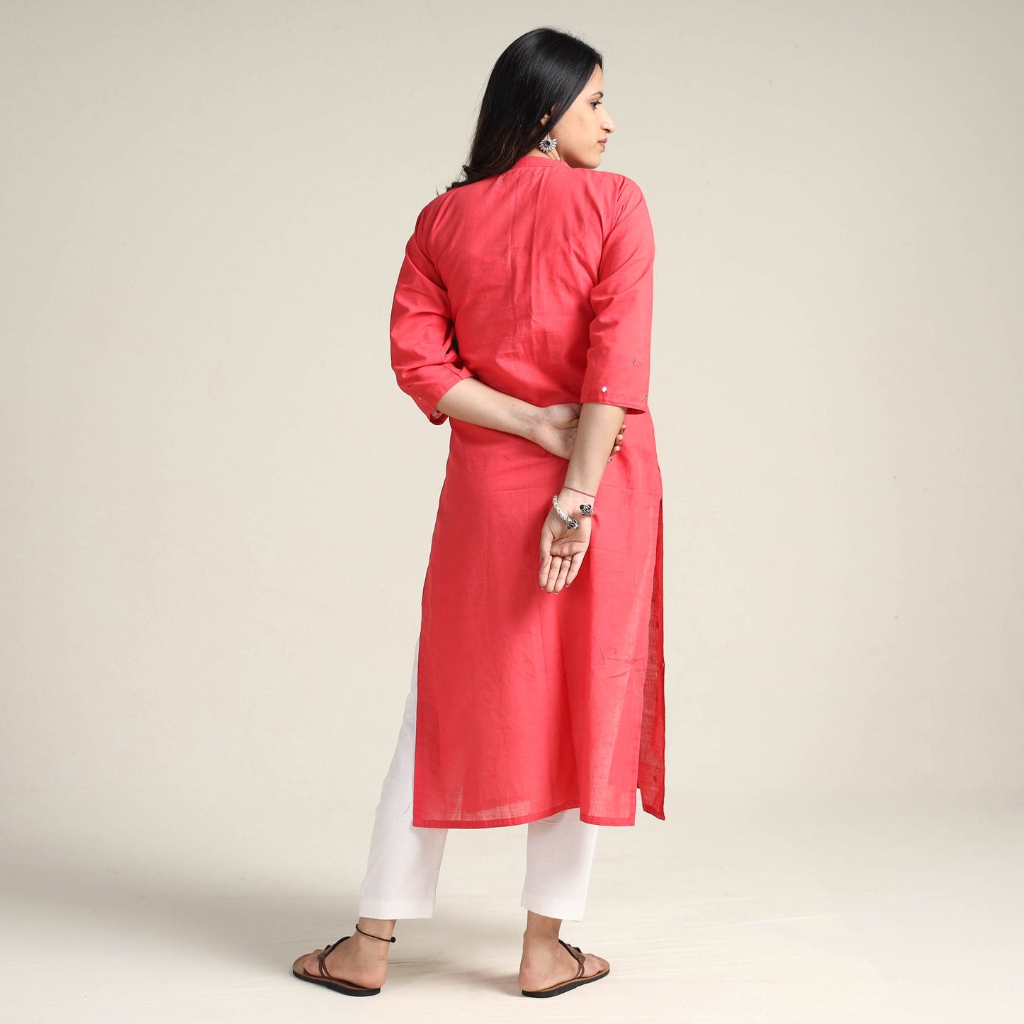  iTokri Casuals - Mangalgiri Pure Handloom Cotton Embroidered Long Kurta 