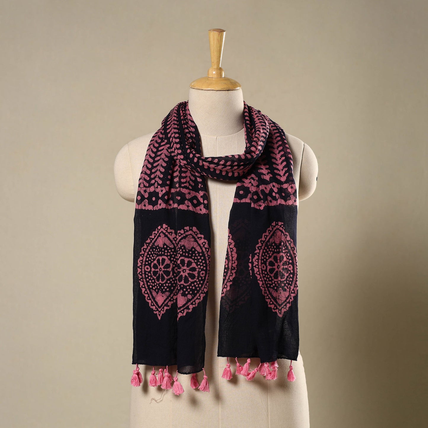  Pink Mul Cotton Hand Batik Print Stole with Tassels