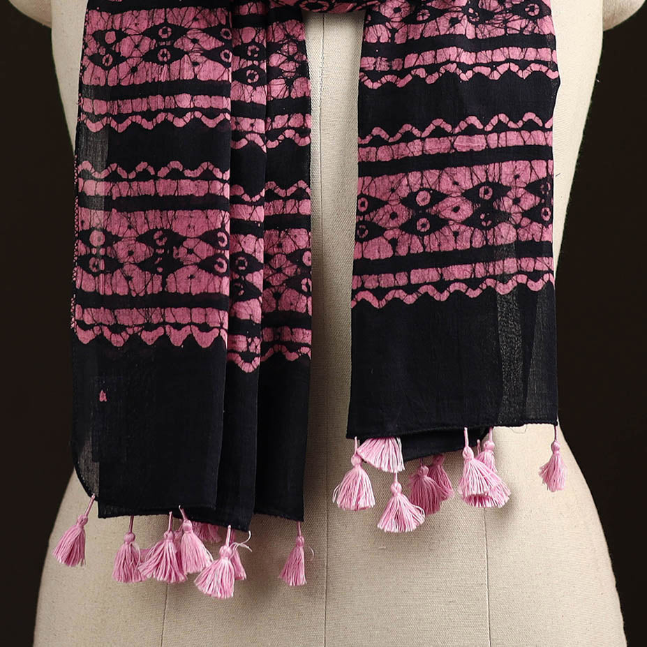 Mul cotton kutch hand batik stole with tassels 28