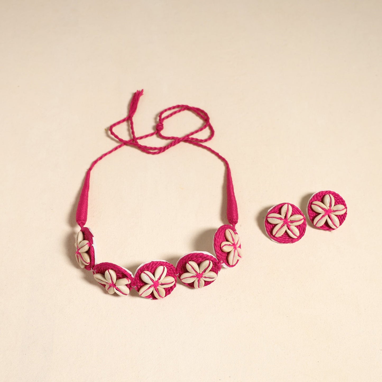 Pink - navratri special! Thread & shell work necklace set