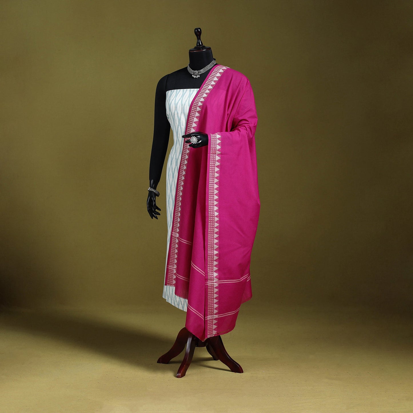 Odisha handloom cotton sambalpuri dupatta 07 - handcrafted