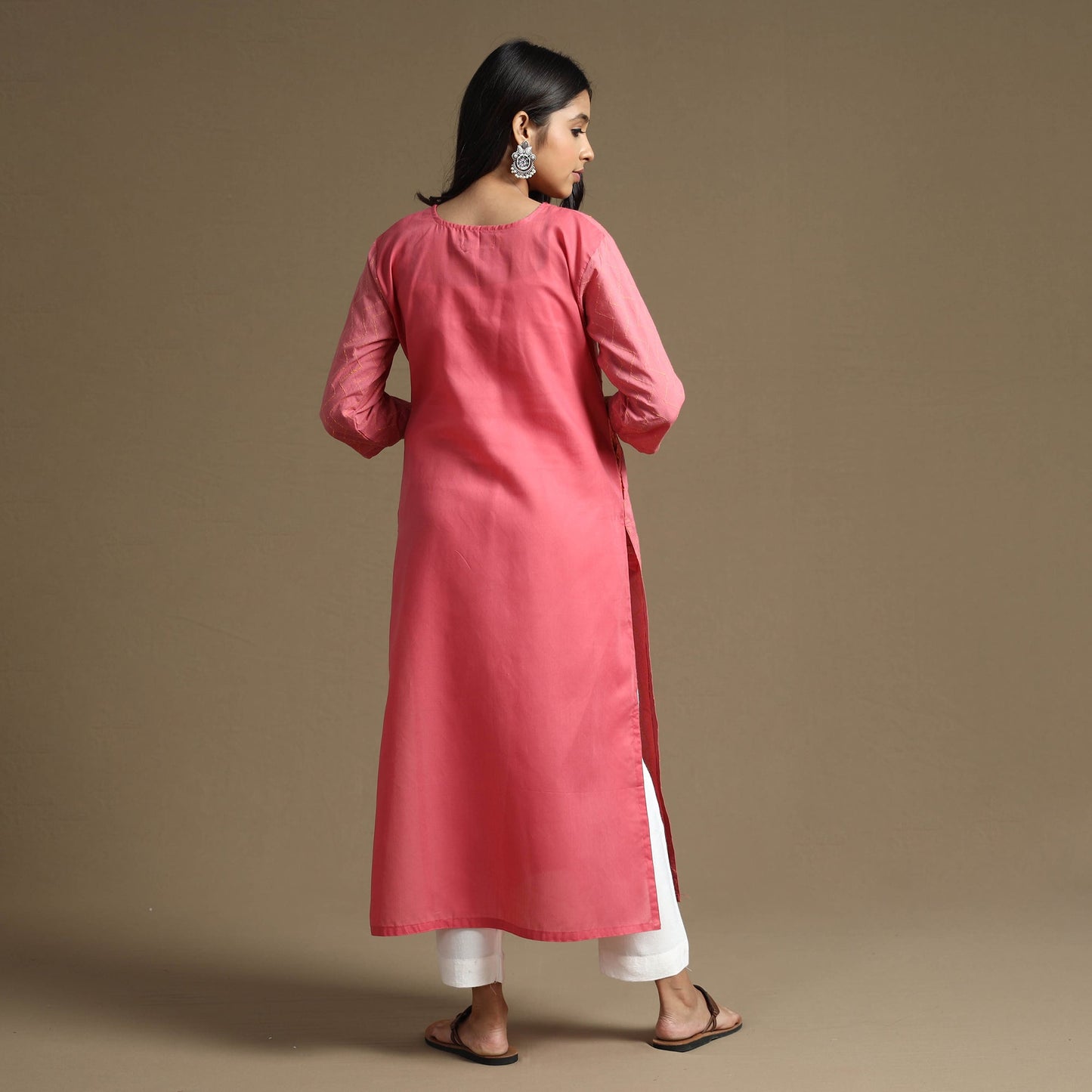 Buy Plain Cotton Tagai Work Long Kurta Online at iTokri.com