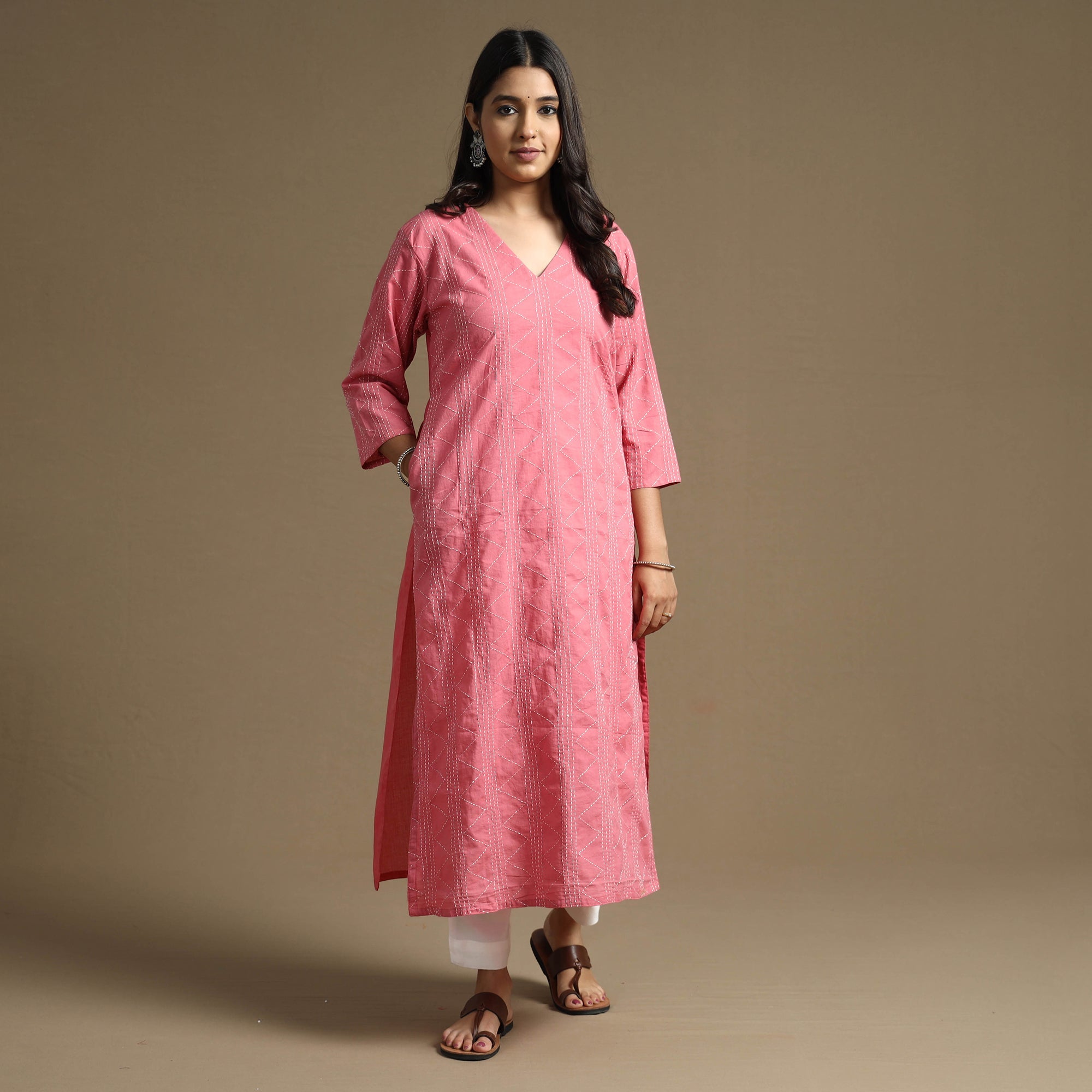 Buy Plain Cotton Tagai Work Long Kurta Online at iTokri.com