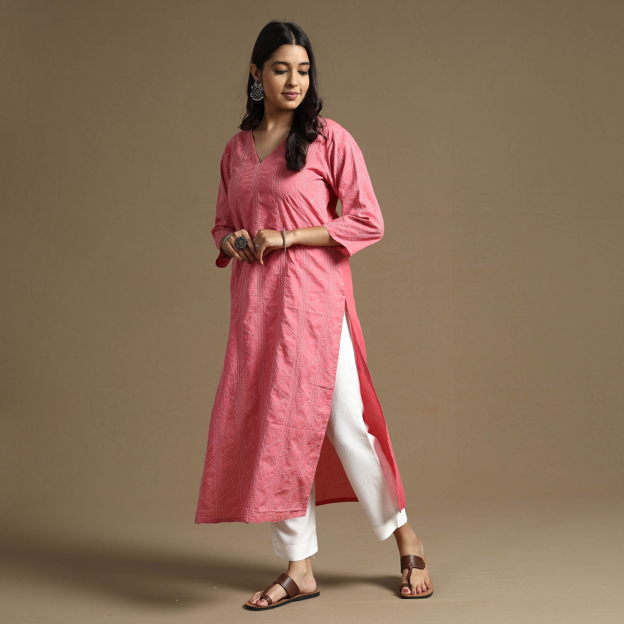 Buy Plain Cotton Tagai Work Long Kurta Online at iTokri.com