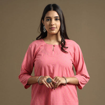 Buy Plain Cotton Tagai Work Long Kurta Online at iTokri.com