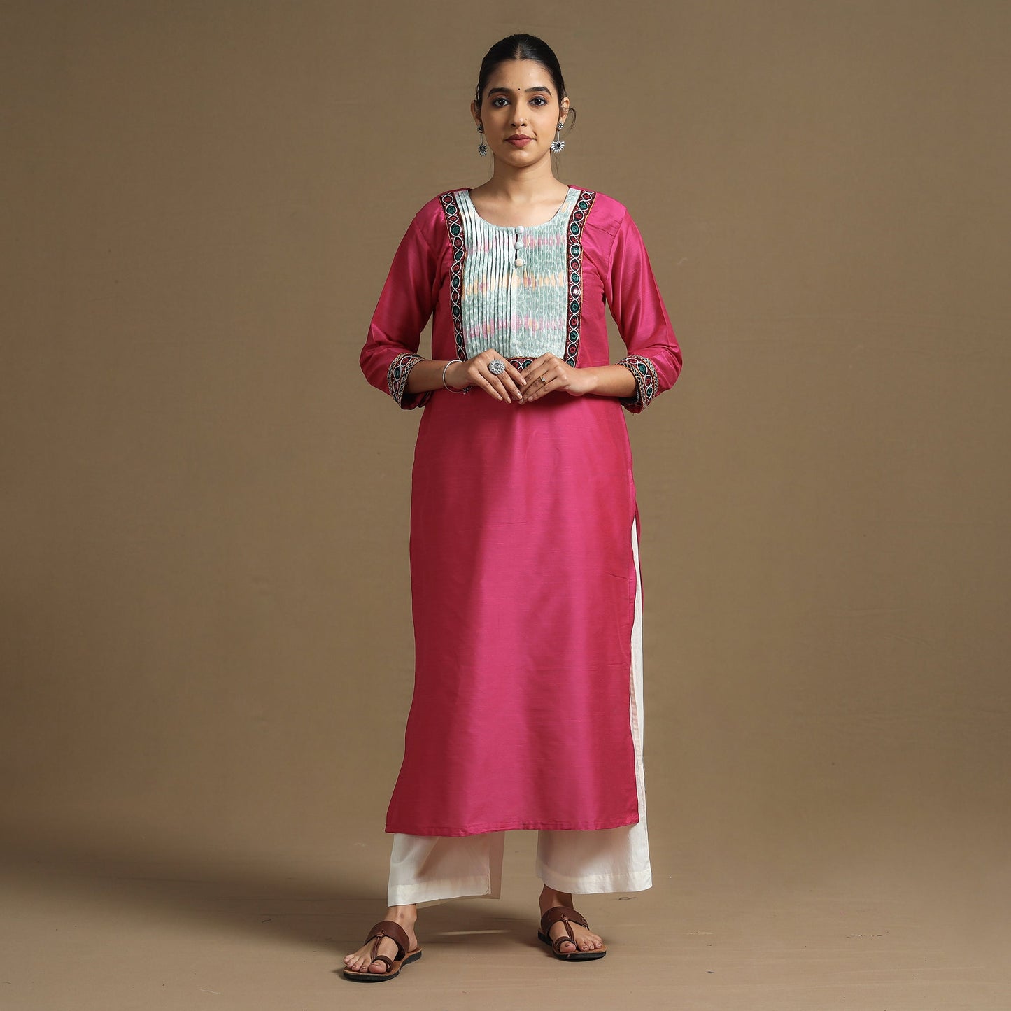Buy Plain Slub Silk Pintuck Kurta with Ikat Patchwork Online at iTokri.com