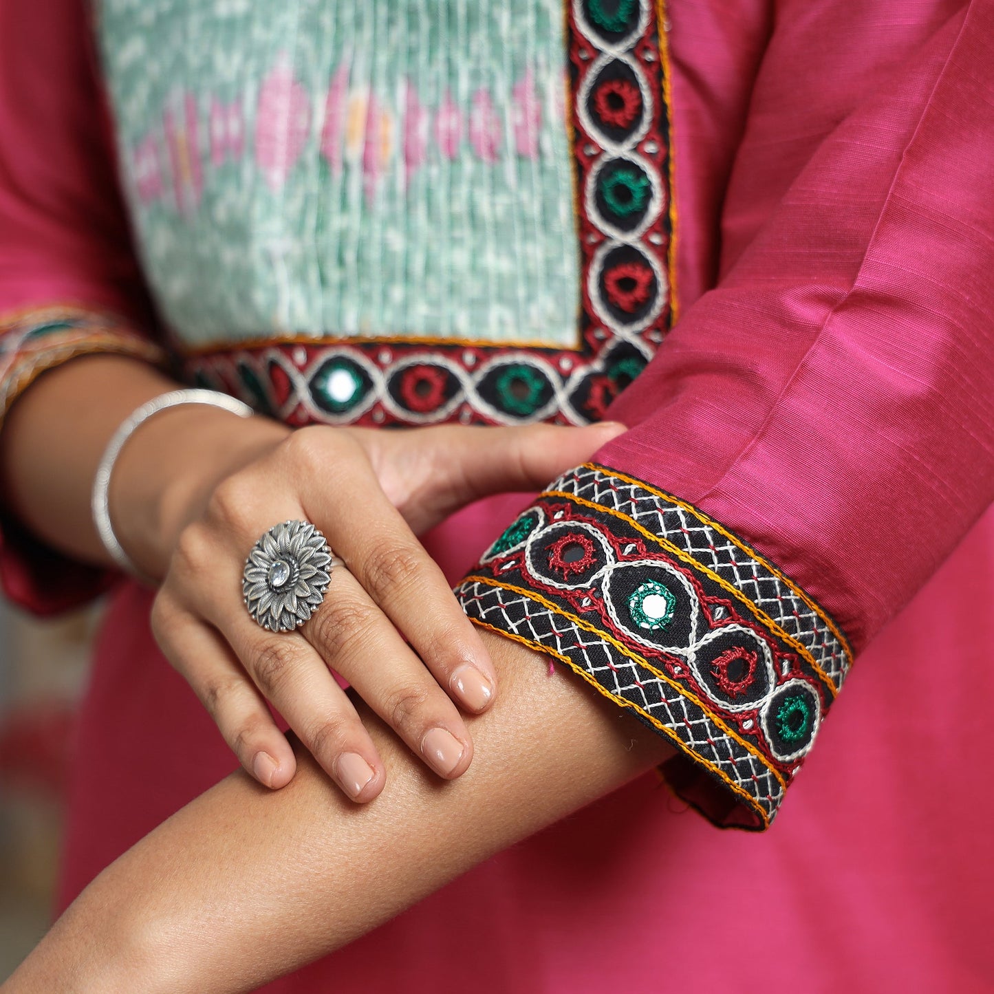 Buy Plain Slub Silk Pintuck Kurta with Ikat Patchwork Online at iTokri.com