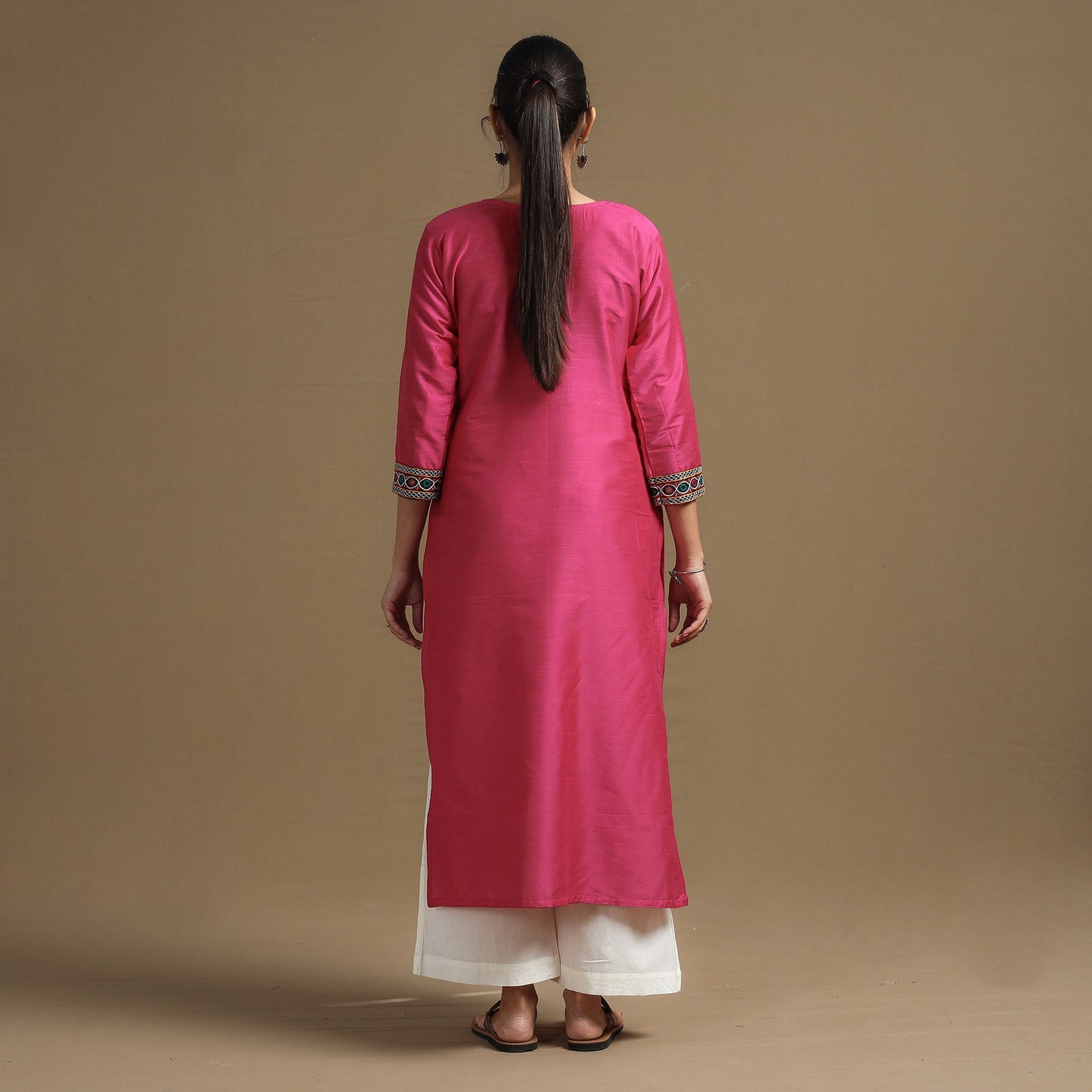 Buy Plain Slub Silk Pintuck Kurta with Ikat Patchwork Online at iTokri.com