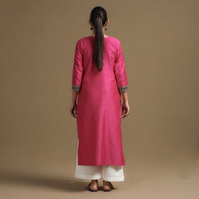 Buy Plain Slub Silk Pintuck Kurta with Ikat Patchwork Online at iTokri.com