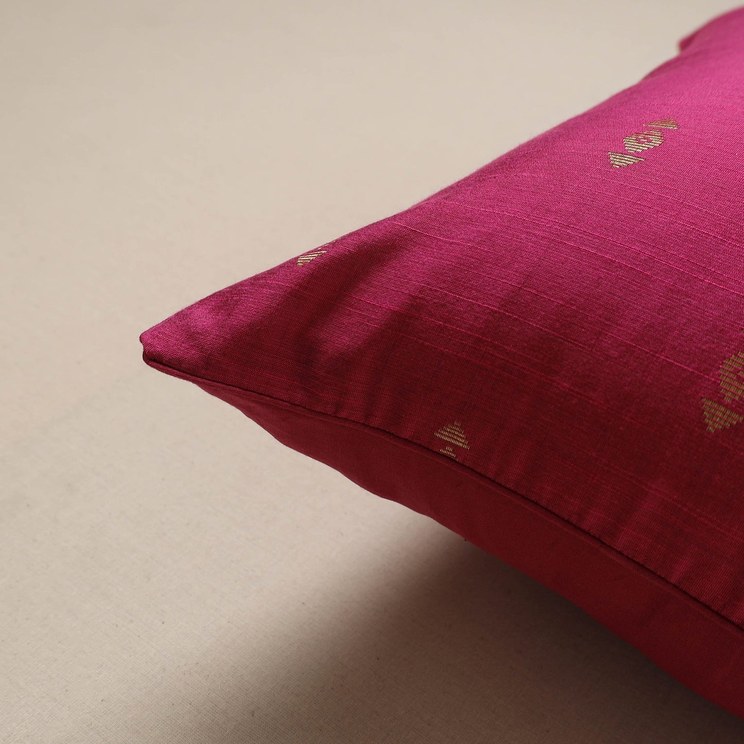 Plain zari buti cushion cover 132 - handcrafted