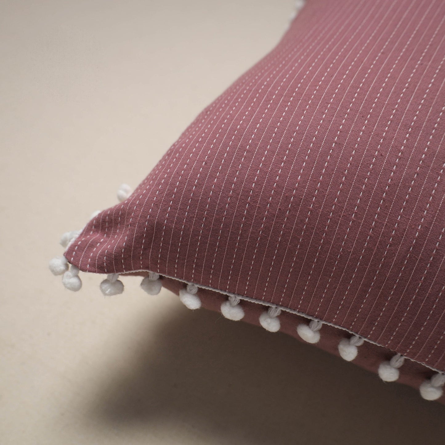 Running stitch plain cotton cushion cover 01 - handcrafted