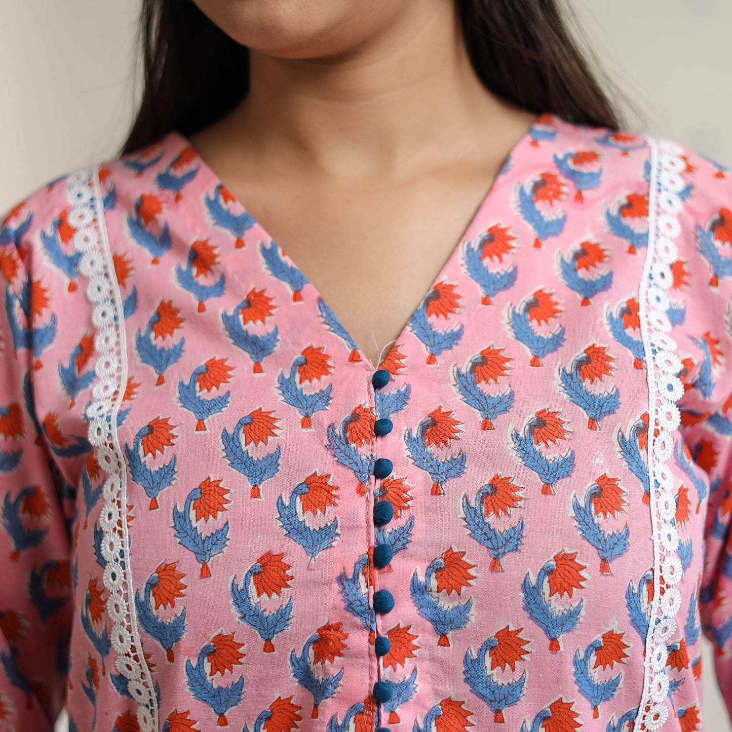 Buy Sanganeri Block Printed Cotton Kurta With Lace Work 42 Online l iTokri.com