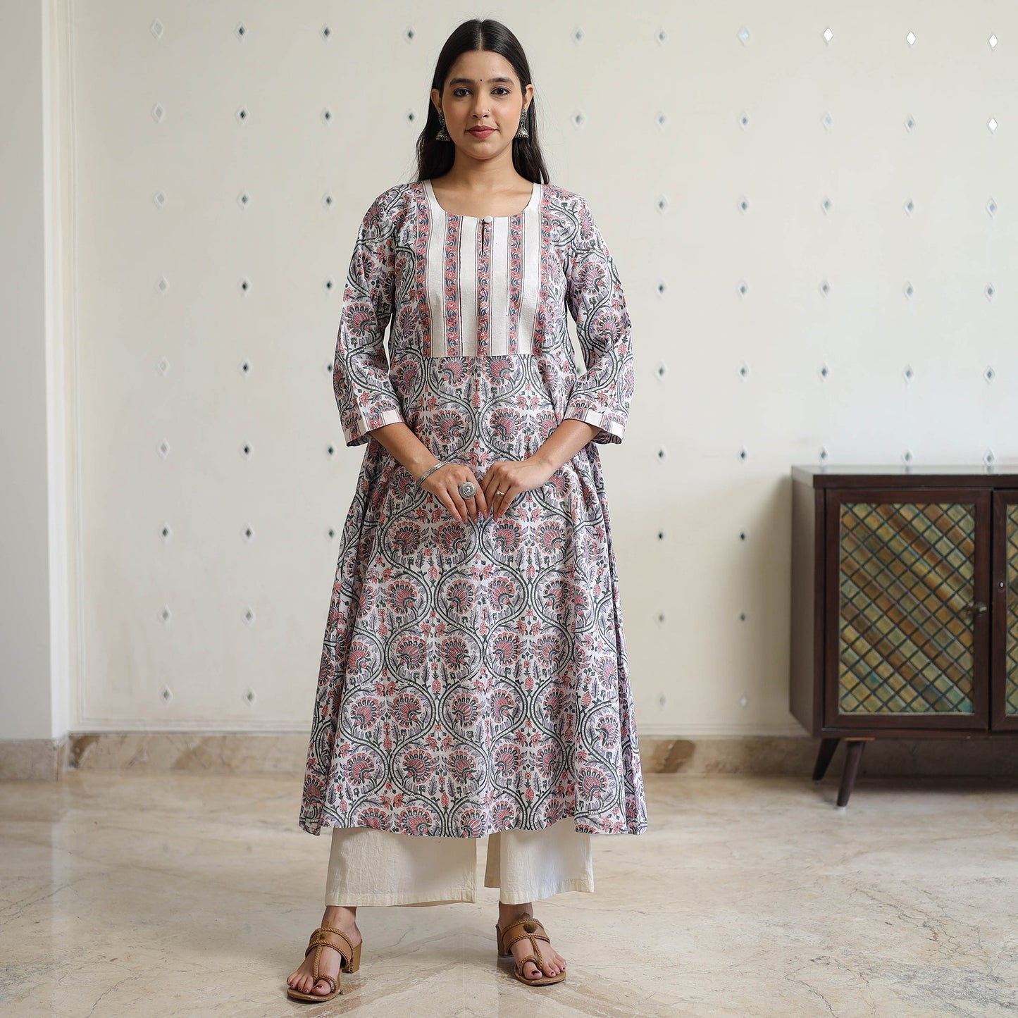 Buy Sanganeri Block Printed Cotton Long Kurta 05 Online at iTokri.com