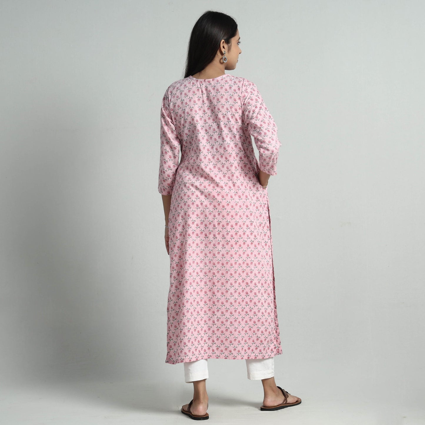 Buy Sanganeri Printed Cotton Pintuck Long Kurta Online l iTokri.com