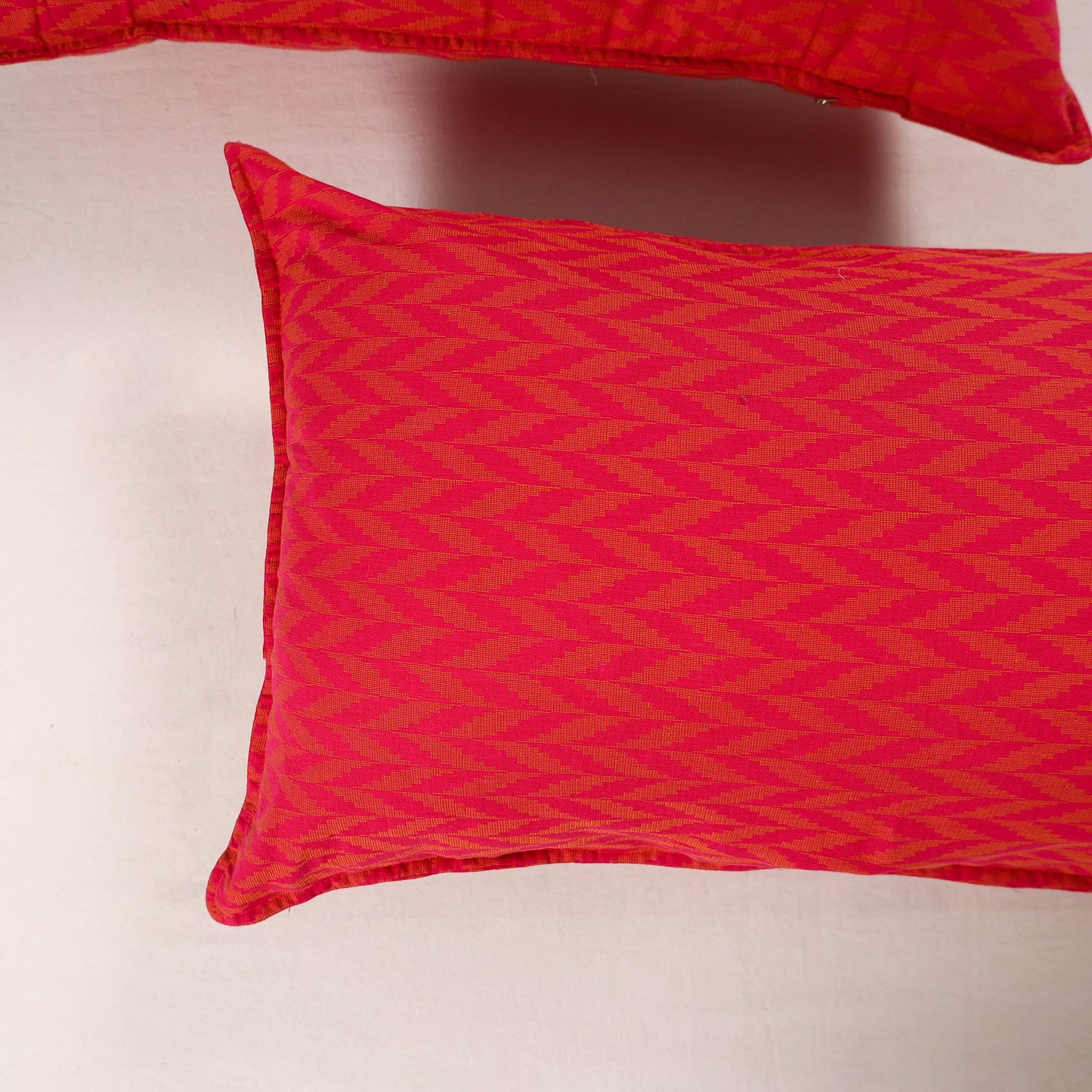 Pink - set of 2 jacquard cotton pillow covers 37
