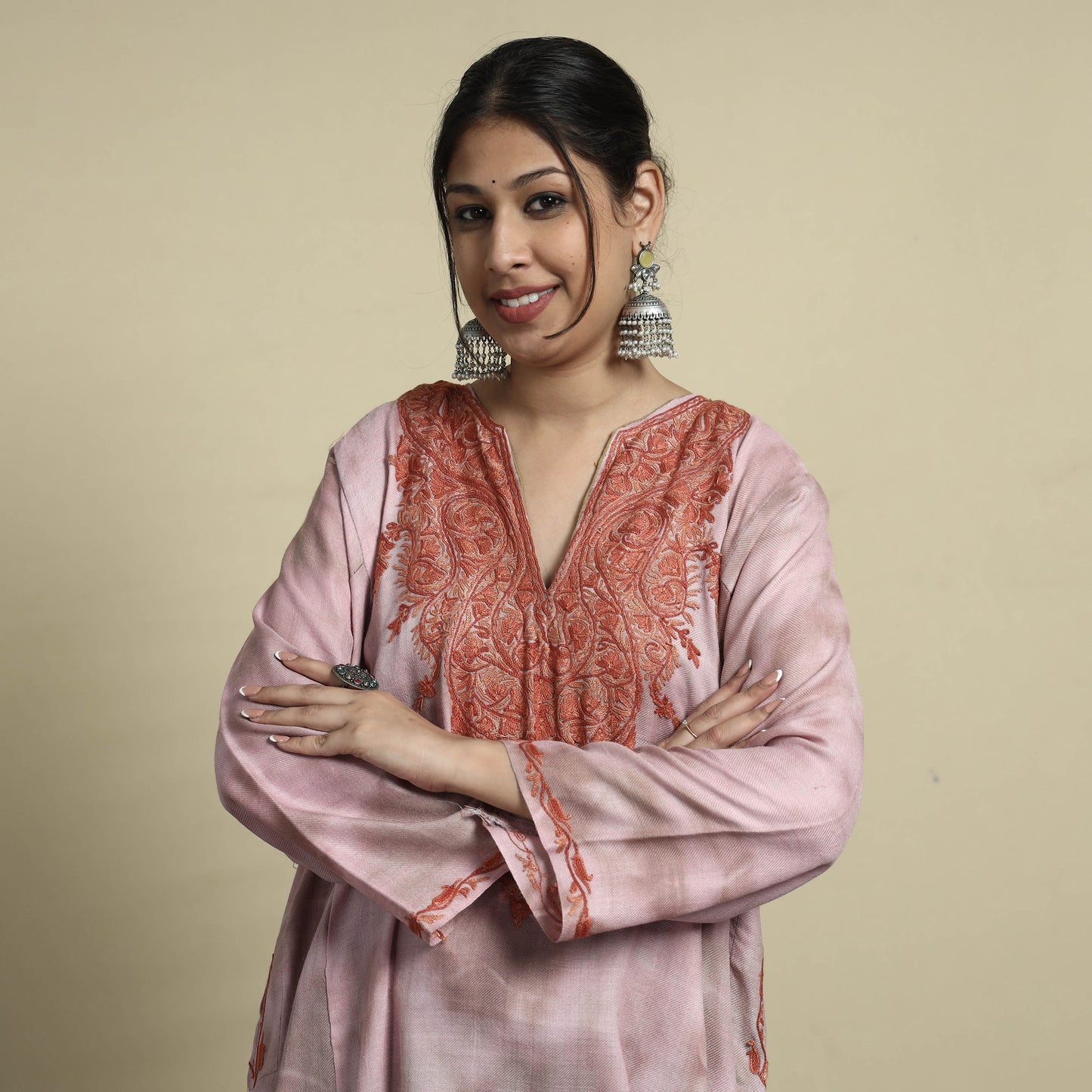  Shibori Tie-Dye Aari Embroidery Kashmiri Wool Pheran 