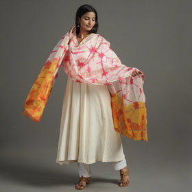 Buy Shibori Tie-Dye Handloom Chanderi Silk Dupatta with Zari Border 62 Online at iTokri.com