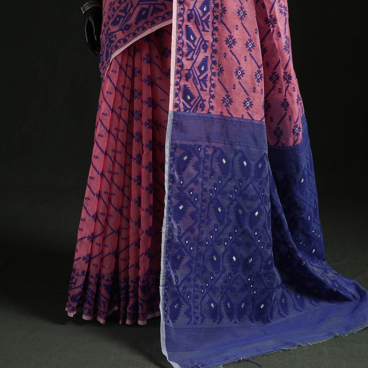 Silk cotton dhakai jamdani saree 22 - handcrafted