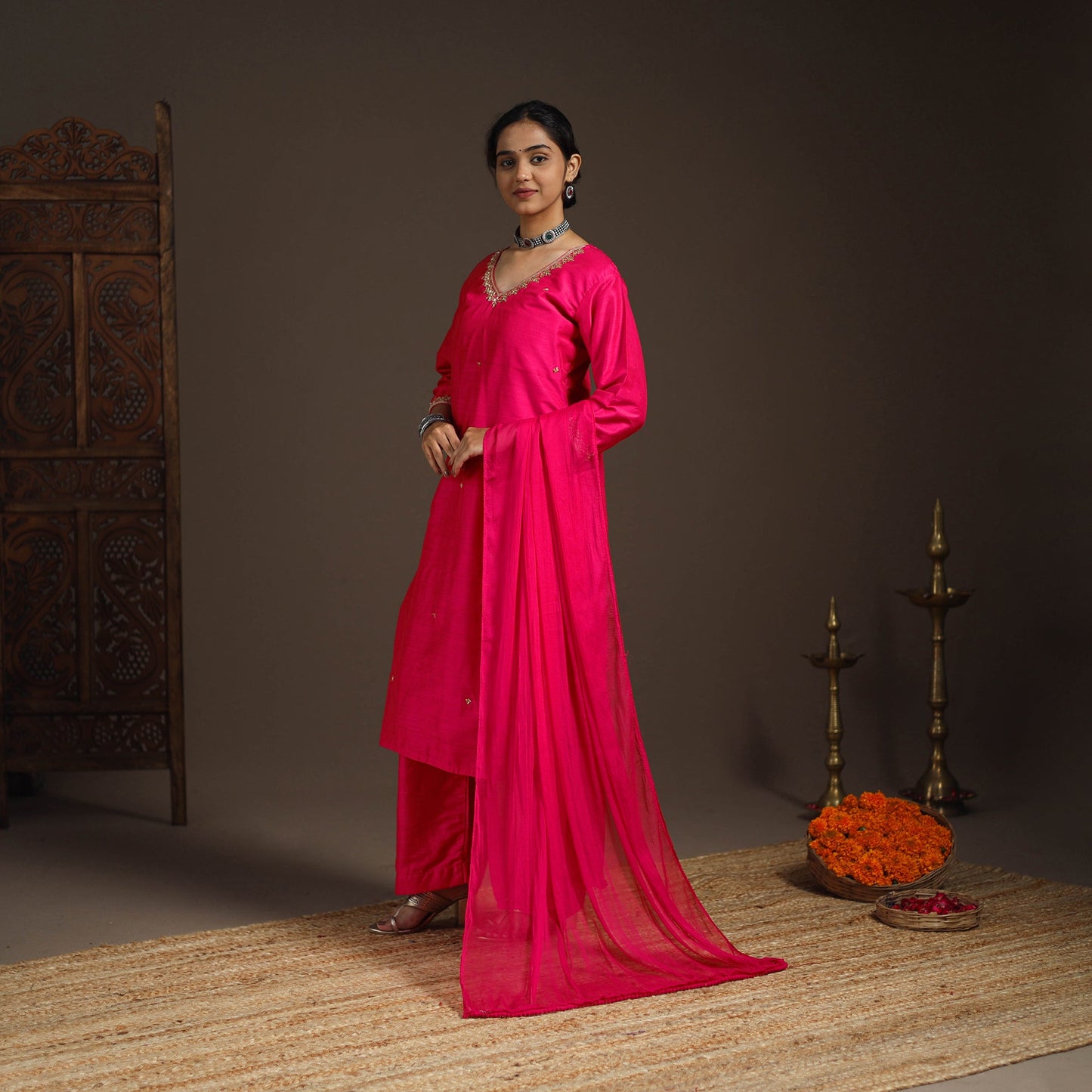 Pink - slub silk embroidered plain kurta set (set of 3) 02