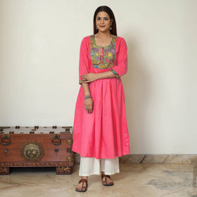 Red - Srikalahasti Kalamkari Patchwork Plain Cotton A-Line Kurta 15