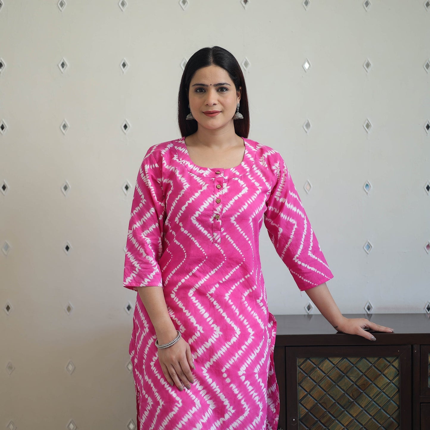 Buy Pink Tie & Dye Cotton Straight Shibori Kurta for Women