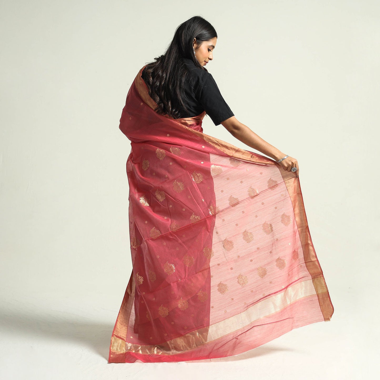Buy Traditional Chanderi Silk Handloom Saree with Zari Border & Buta Online at iTokri.com