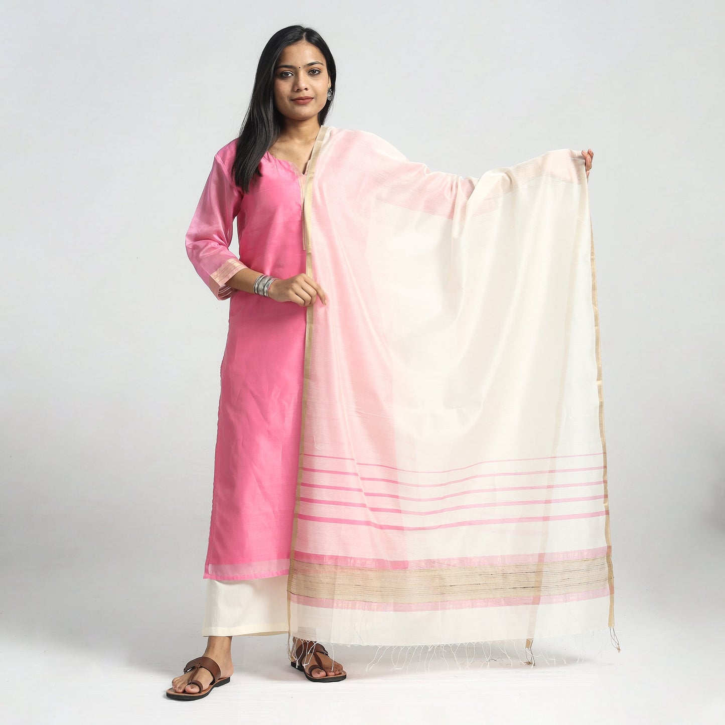  Traditional Maheshwari Handloom Silk Cotton Kurta with Dupatta Set 