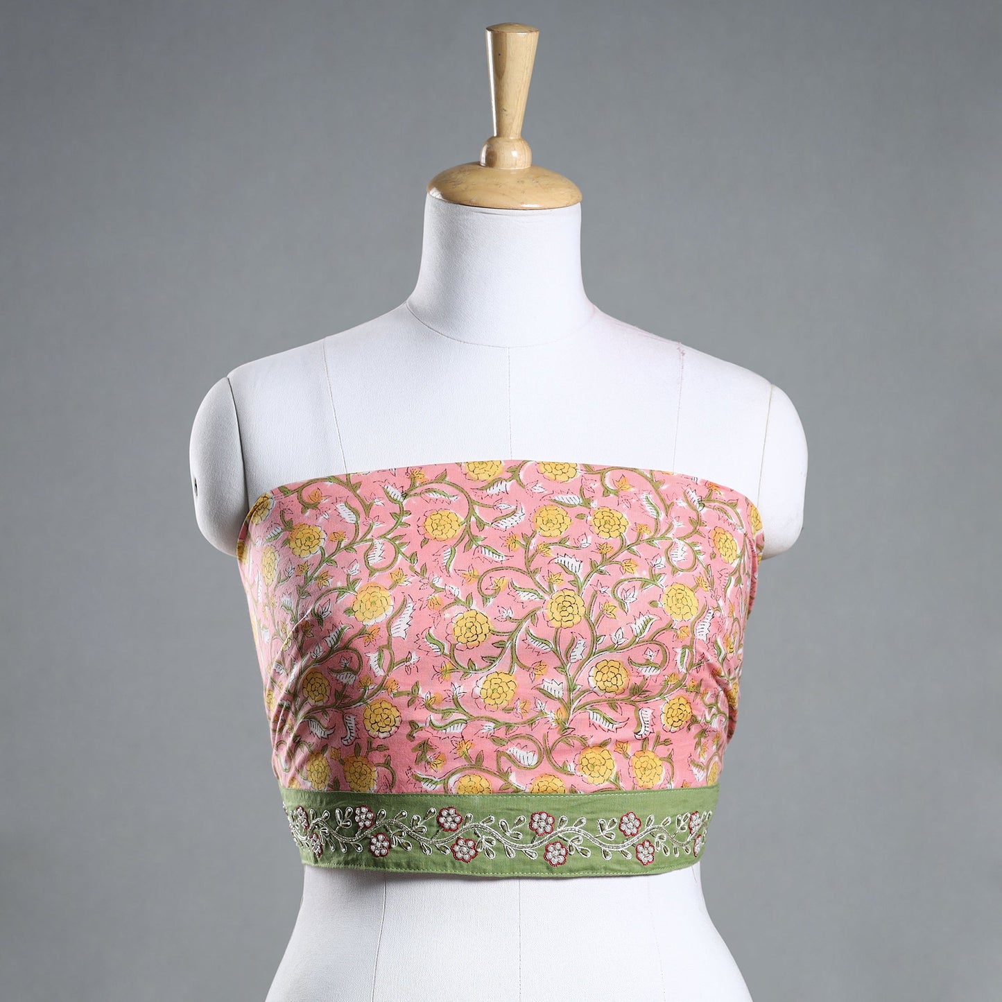 Buy Zardozi Hand Embroidered Sanganeri Cotton Blouse Piece Online at iTokri.com