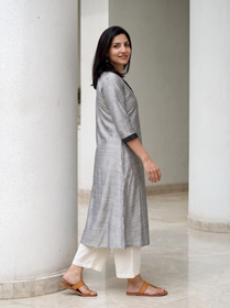 Grey Plain Art Silk Dotted V Neck Kurta, side view, A-line, calf length, deep V, dotted edge, AI visual of the kurta, iTokri
