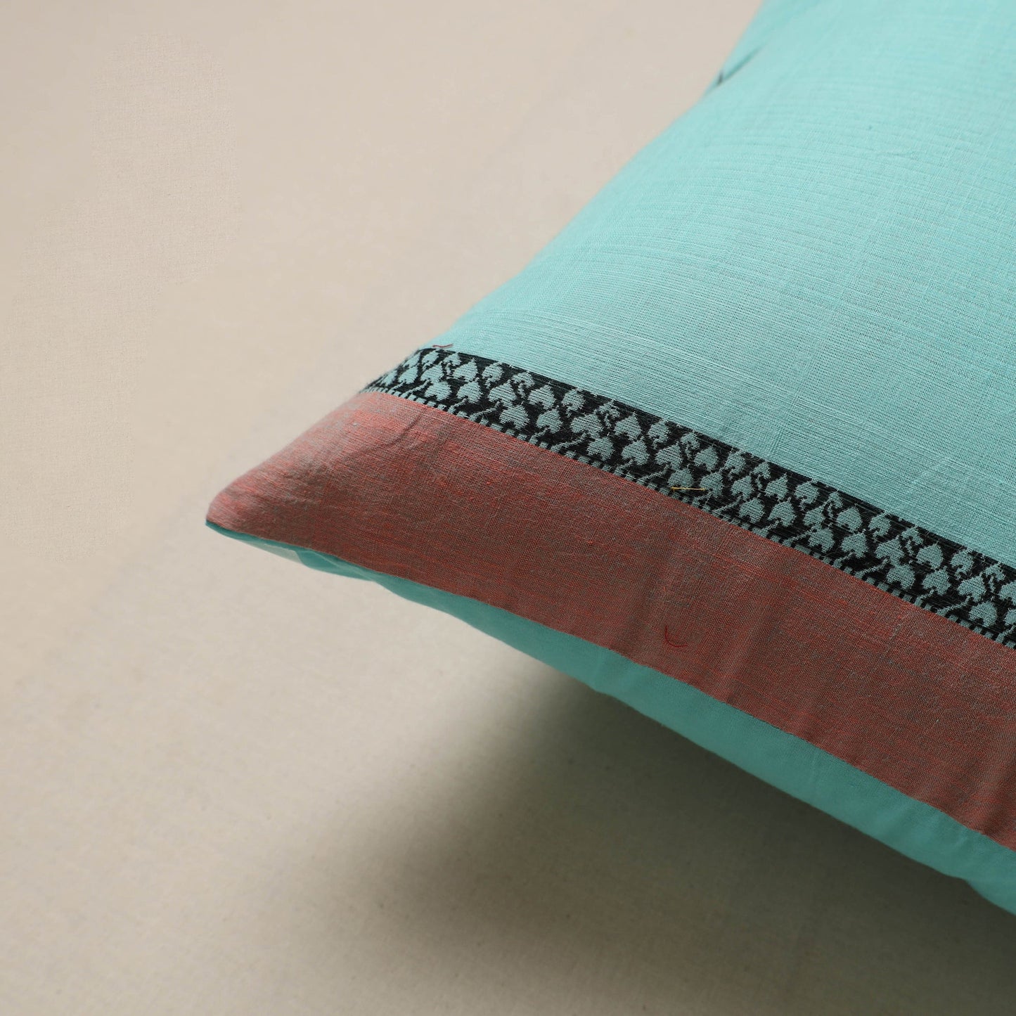 Jacquard weave cushion cover 08 - handcrafted